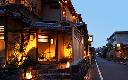 八坂本店（南邸）